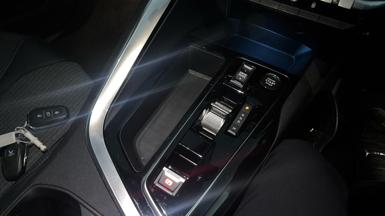 Peugeot 5008 1.2 Hybrid 136 Allure Premium+ 5dr e-DSC6 Petrol Estate